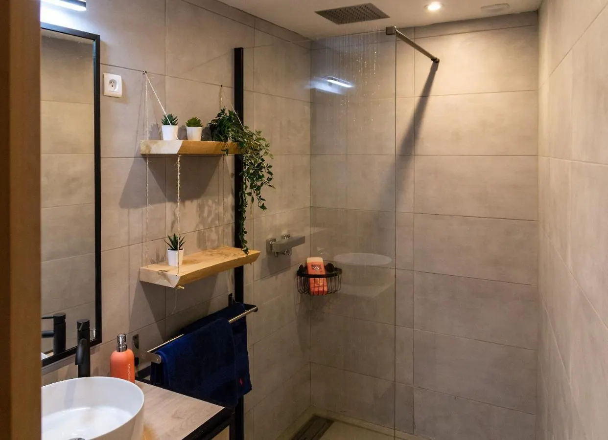 T2 Moderne Hypercentre 40M2, Au Pied De La Cathedrale Apartamento Auch